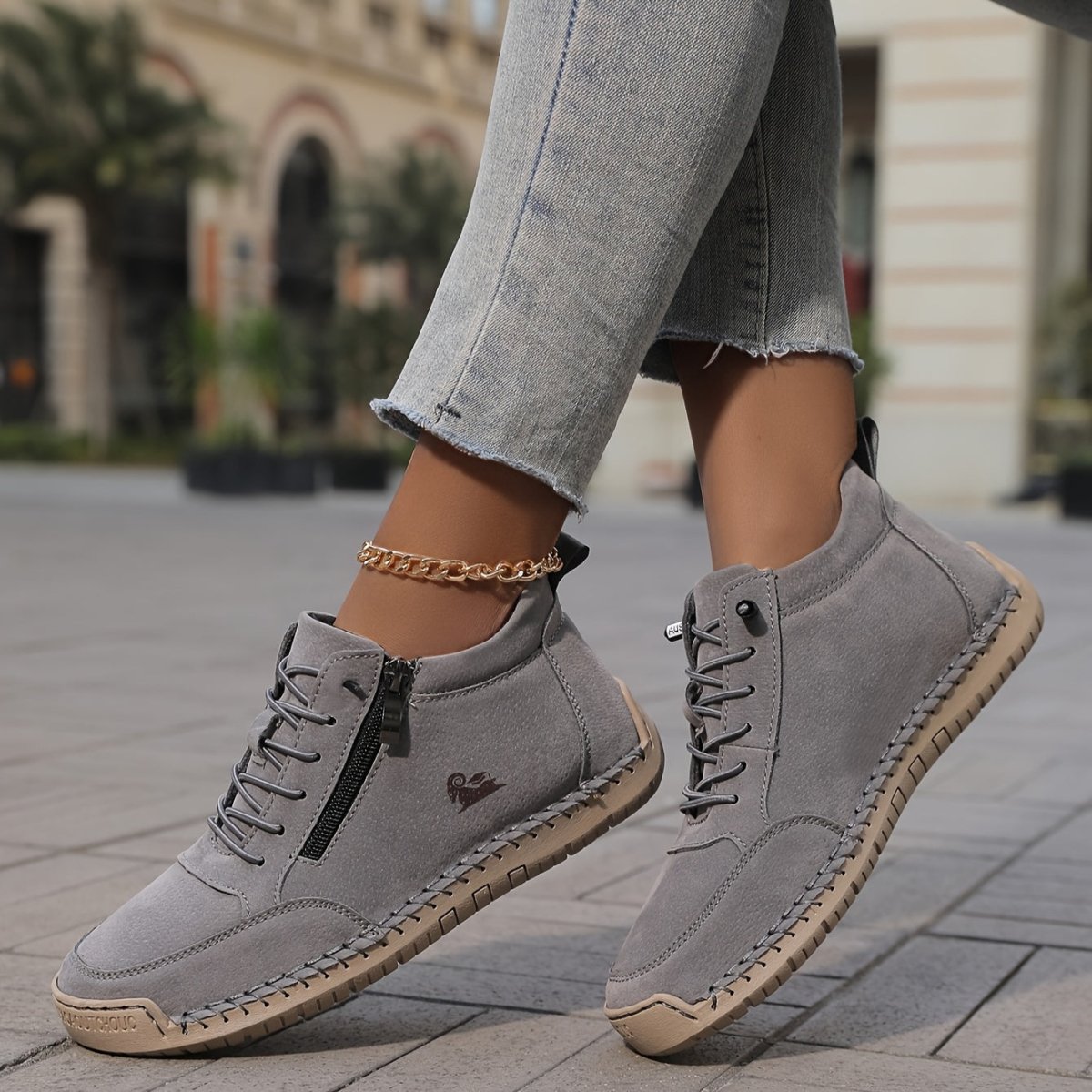 Gris / 43
